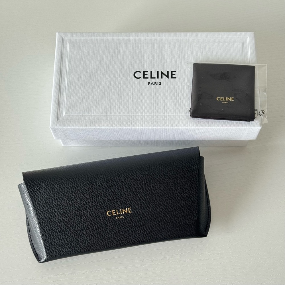 New! Celine Triomphe Sunglasses CL40293U 16V, Authentic - Picture 10 of 10